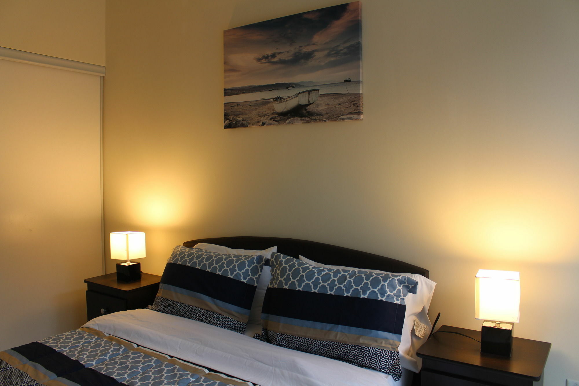 Custom Luxury Suite - By Elite Suites Mississauga Ngoại thất bức ảnh